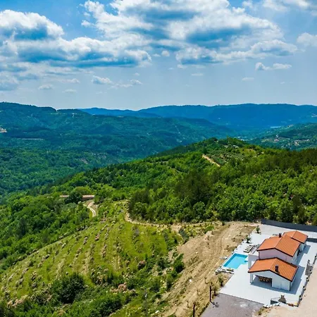 Bella Draguc Villa *
